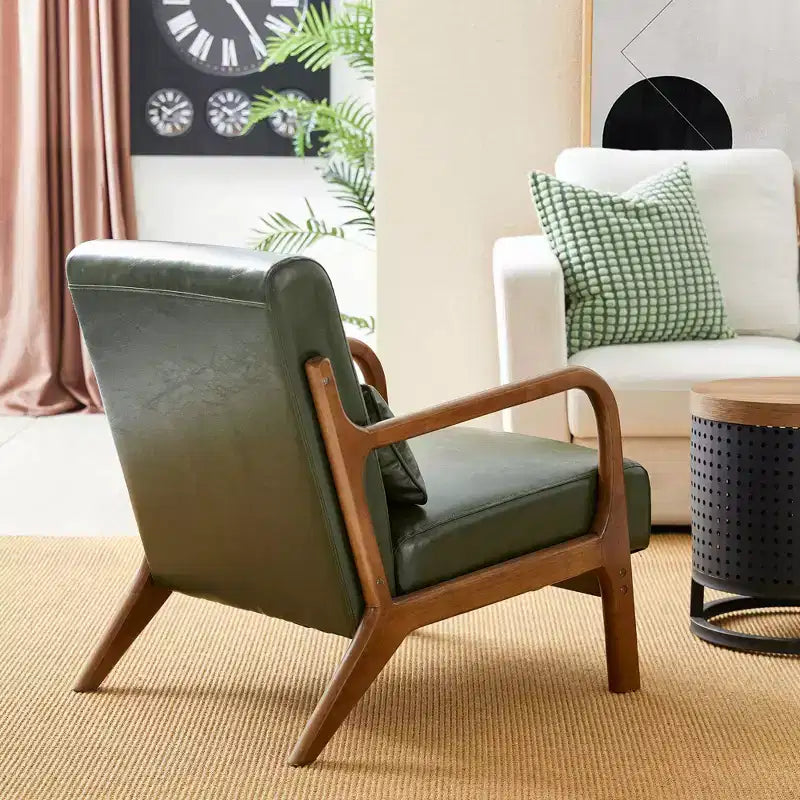 Fauteuil moderne de style médiéval