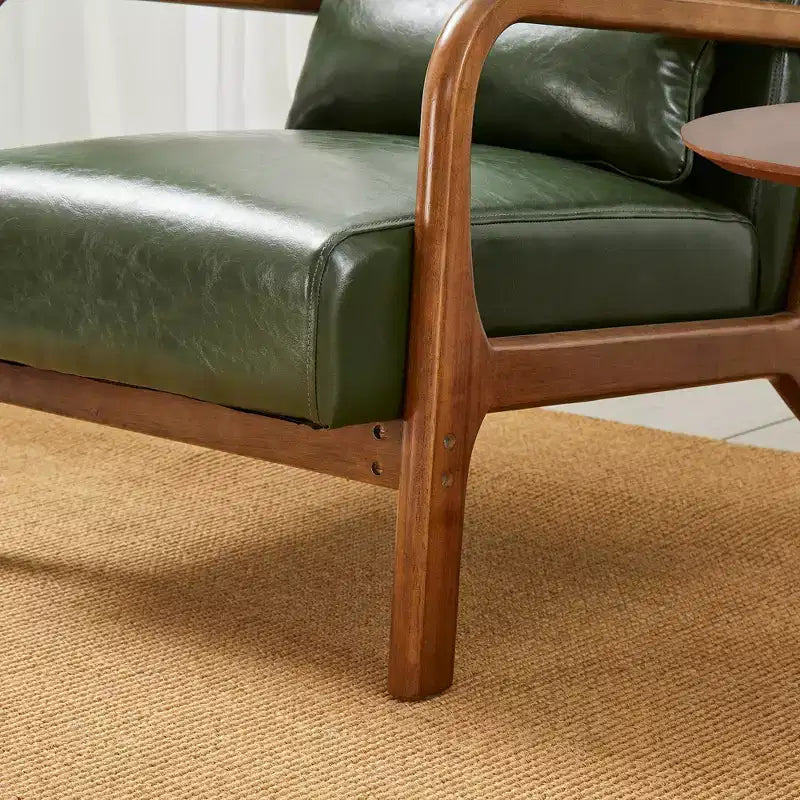 Fauteuil moderne de style médiéval