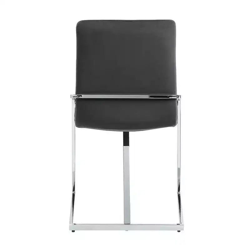 Fauteuil lounge : structure en métal chromé, revêtement en velours luxueux
