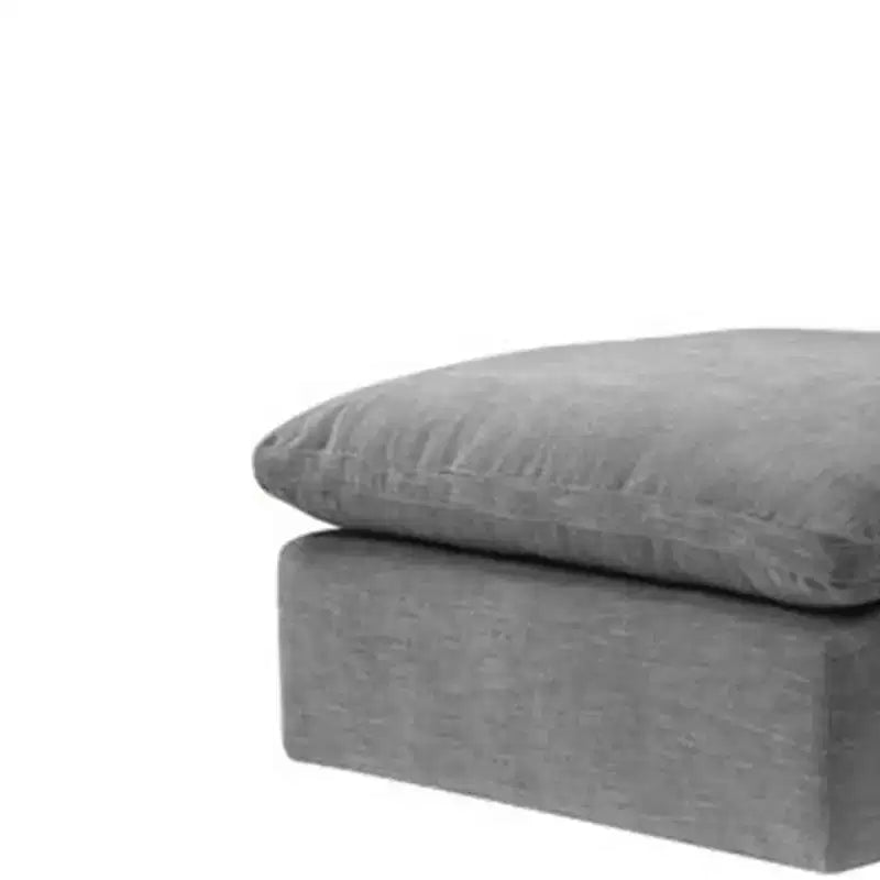Poufs et bancs en lin gris
