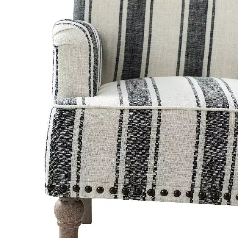 Fauteuil de chambre tapissé en bois massif