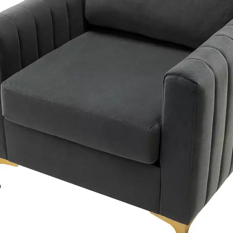 Fauteuil club moderne capitonné en bois avec coussin