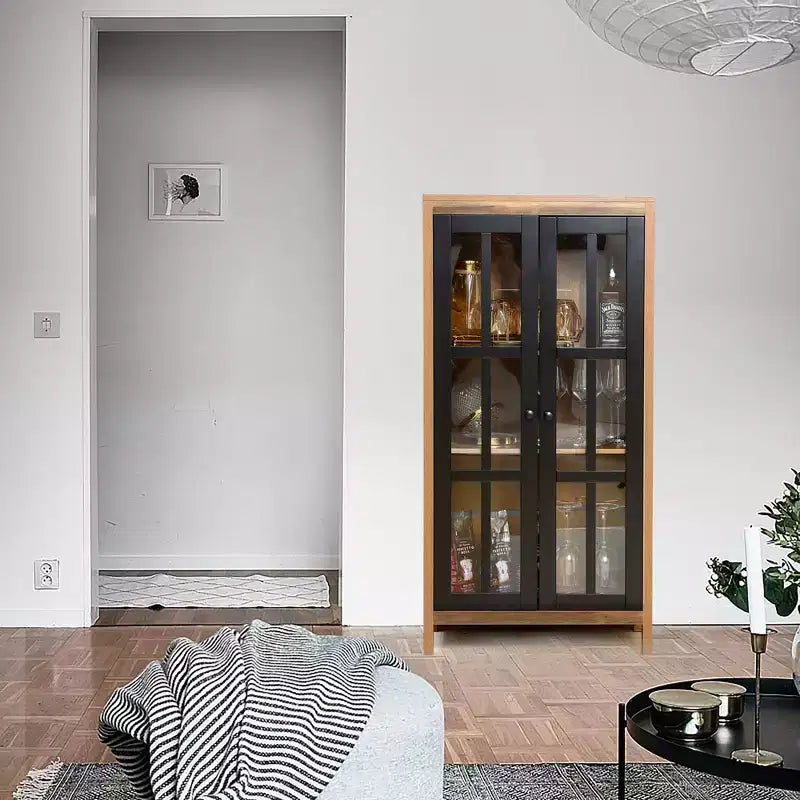 Armoire de rangement vitrée de style rustique