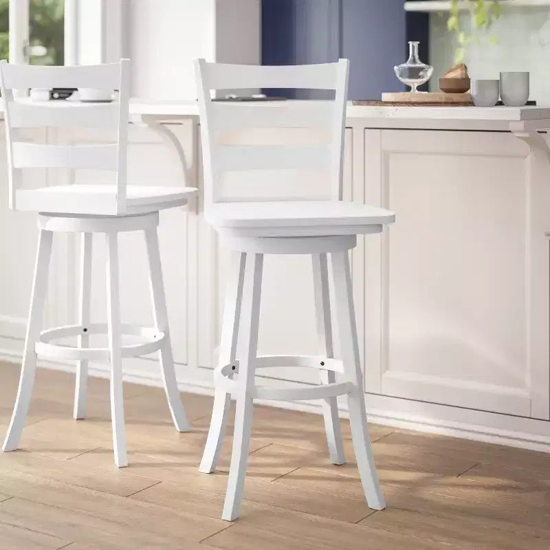 Tabouret de bar pivotant classique en bois à dossier à barreaux